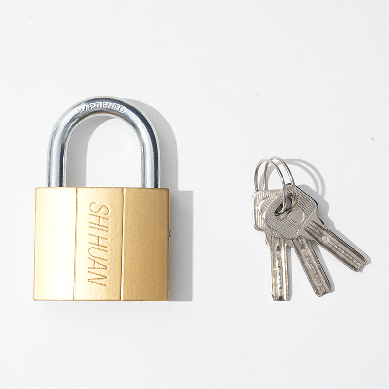 Cerradura de tarjeta de succión atómica al por mayor de fábrica Cerradura de cobre de imitación Cerradura de hierro Llave de media luna Cerradura de combinación antirrobo anti-palanca para el hogar