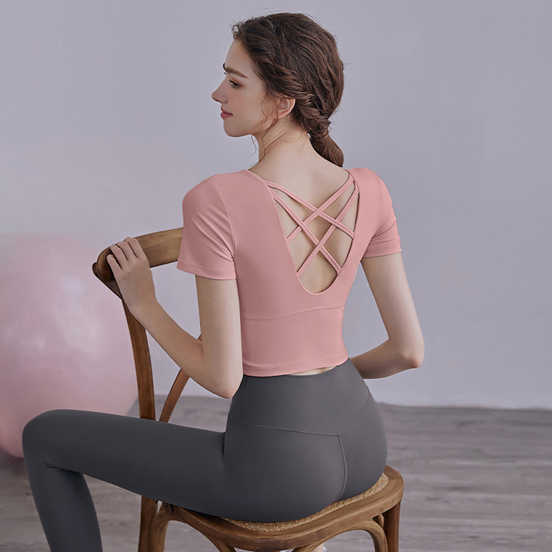 Cross-border nude fitness yoga clothes long-sleeved sports short-sleeved top short with chest pad quick-drying running tights for women