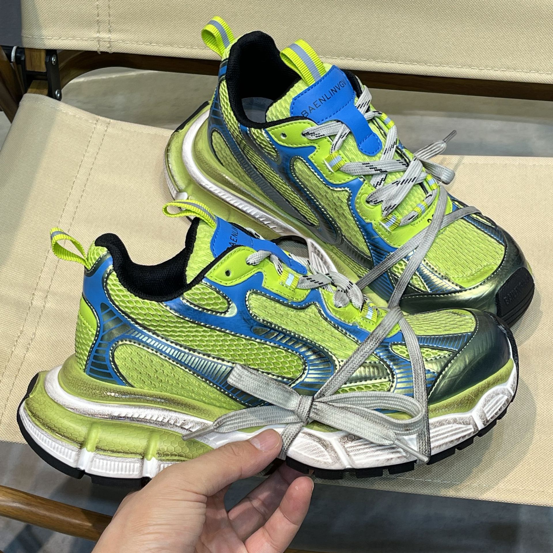 2023 New Parisian Daddy Shoes, Taller, Platform Sneakers, Casual, Distressed, retro, couples, men's and women's shoes_voghion.com