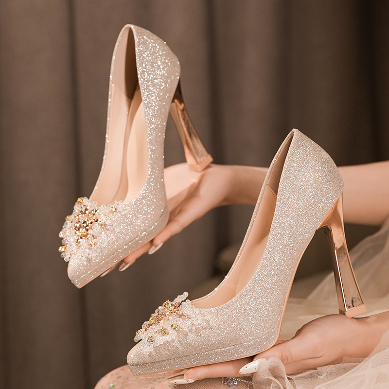 2026 Pointed-Toe High-Heeled Shoes with a Light Luxury and High-End Feel, Comfortable for the Feet, Wedding Shoes with Rhinestones, Versatile Sequin Platform Single Shoes for Women 2026 Pointed-Toe High-Heeled Shoes with a Light Luxury and High-End Feel, Comfortable for the Feet, Wedding Shoes with Rhinestones, Versatile Sequin Platform Single Shoes for Women
