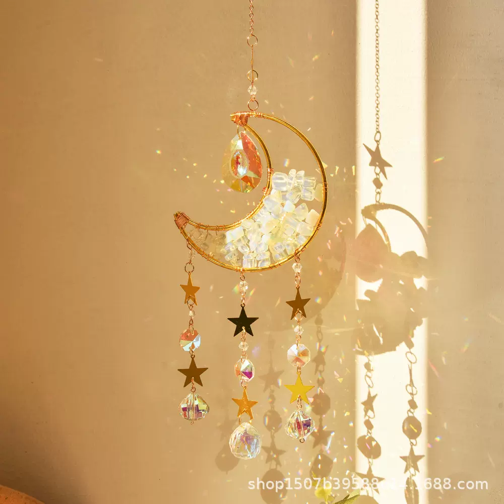 跨境批发天然碎石水晶月亮手工缠绕diy太阳捕手光影风铃水晶挂件