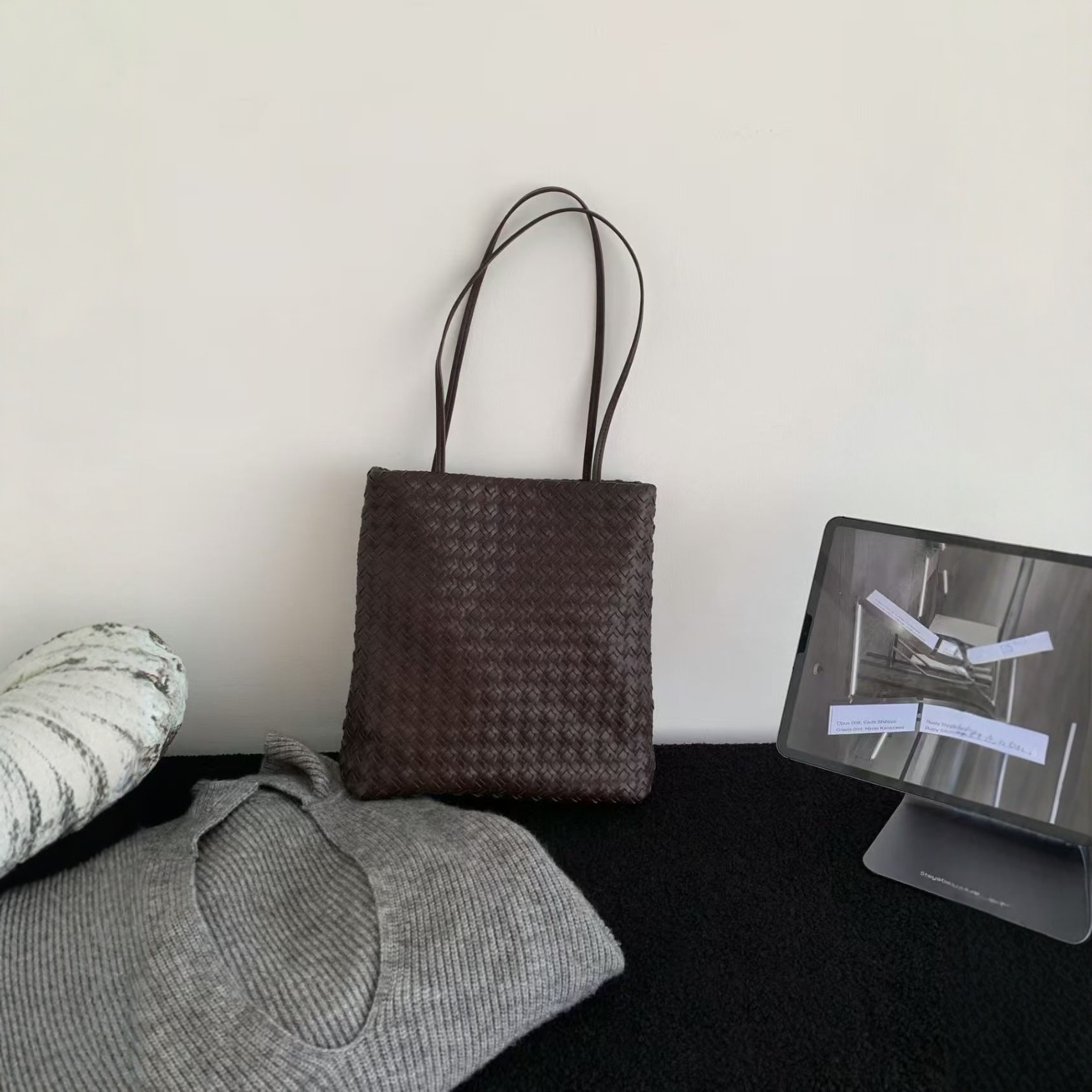 Women's Luxury Vegetable-Tanned Leather Hand-Woven Hobo Underarm Bag Soft Leather Casual Commuter Tote - Thumbnail 4