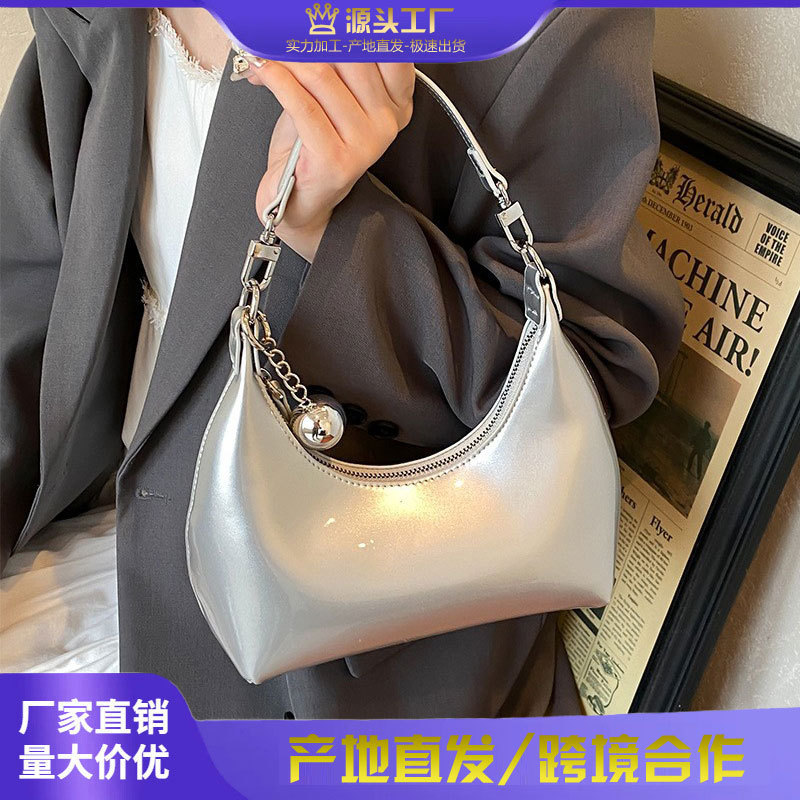 Fashionable Dumpling Bag for Women, Summer 2026, Korean Style, Simple and Versatile Shoulder Bag, Niche Trendy Crossbody Bag