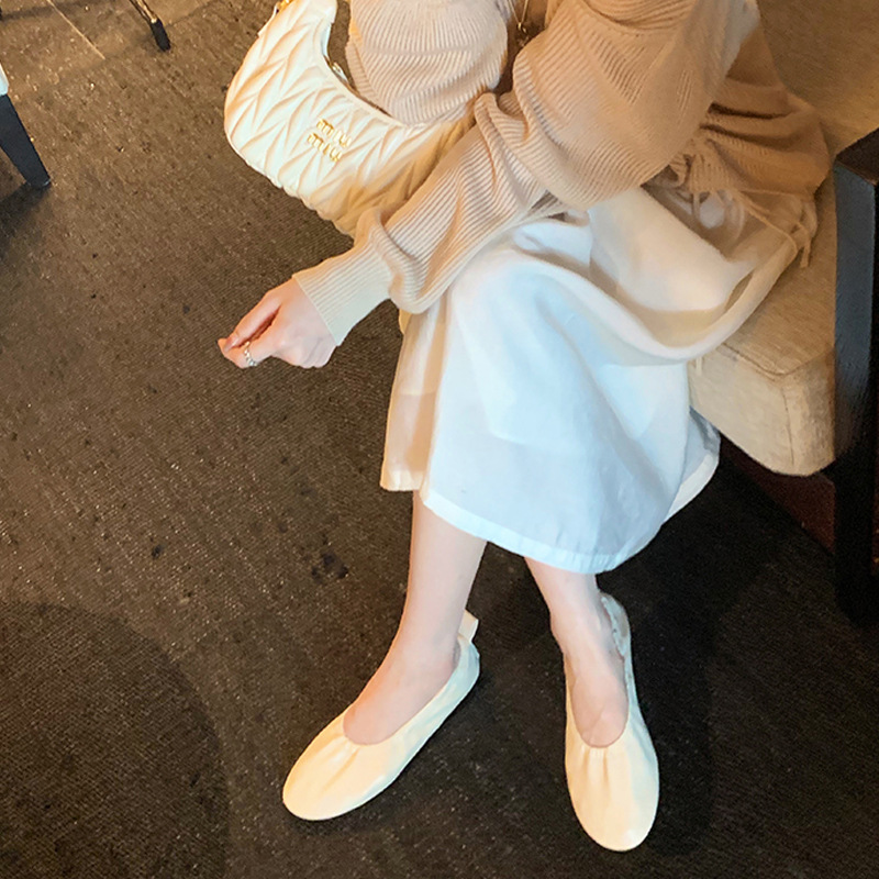 El mismo estilo de la madre de uva estilo francés perezoso punta redonda suave inferior leche zapatos slip-on zapatos planos zapatos de ballet para las mujeres