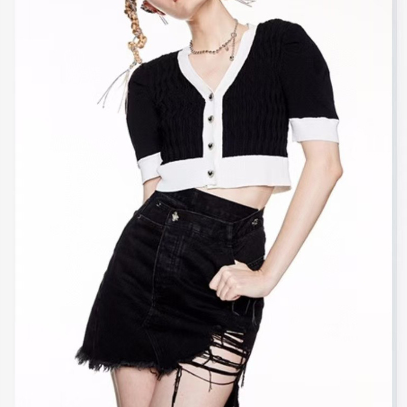 Special clearance hot girl bubble sleeve knitted short cardigan top [no return, no change]]
