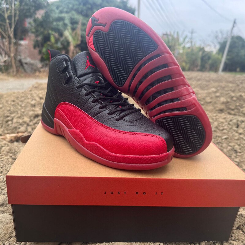 Putian Shoe Factory Cross-Border High-End Version Aj12 New White Moon Black Red Black Orange Diamond Pattern Jordan 12 Men's and Women's Basketball Shoes
