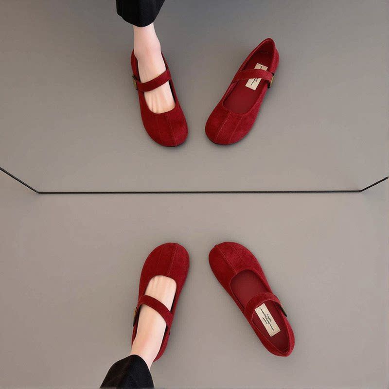 Fairy Fan rojo tacones bajos de camisa superficial un pedaleo 2026 nuevo estilo diario primavera, verano y otoño de cabeza redonda mujer ligera