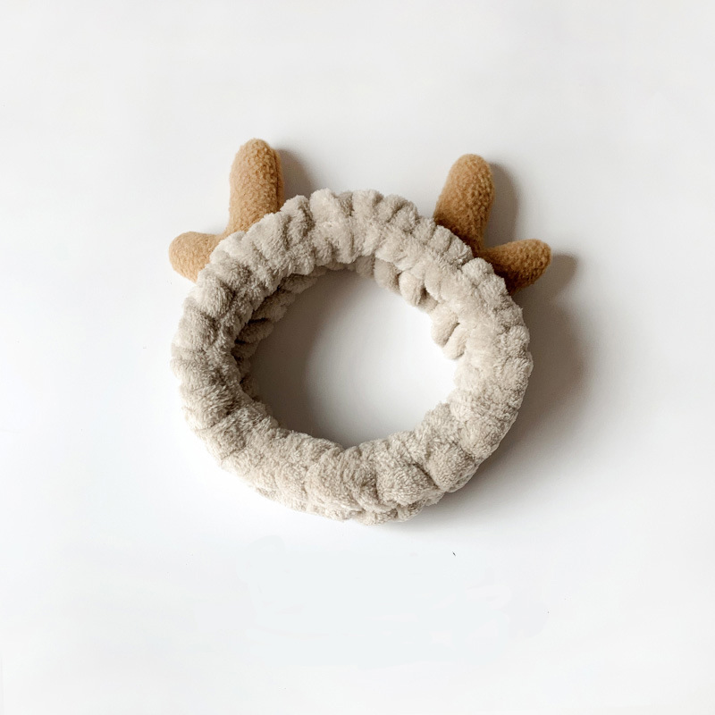 [Venta al por mayor de fábrica] 2022 de dibujos animados de algodón de estilo coreano Internet celebridad mujer franela lavado de cara maquillaje diadema