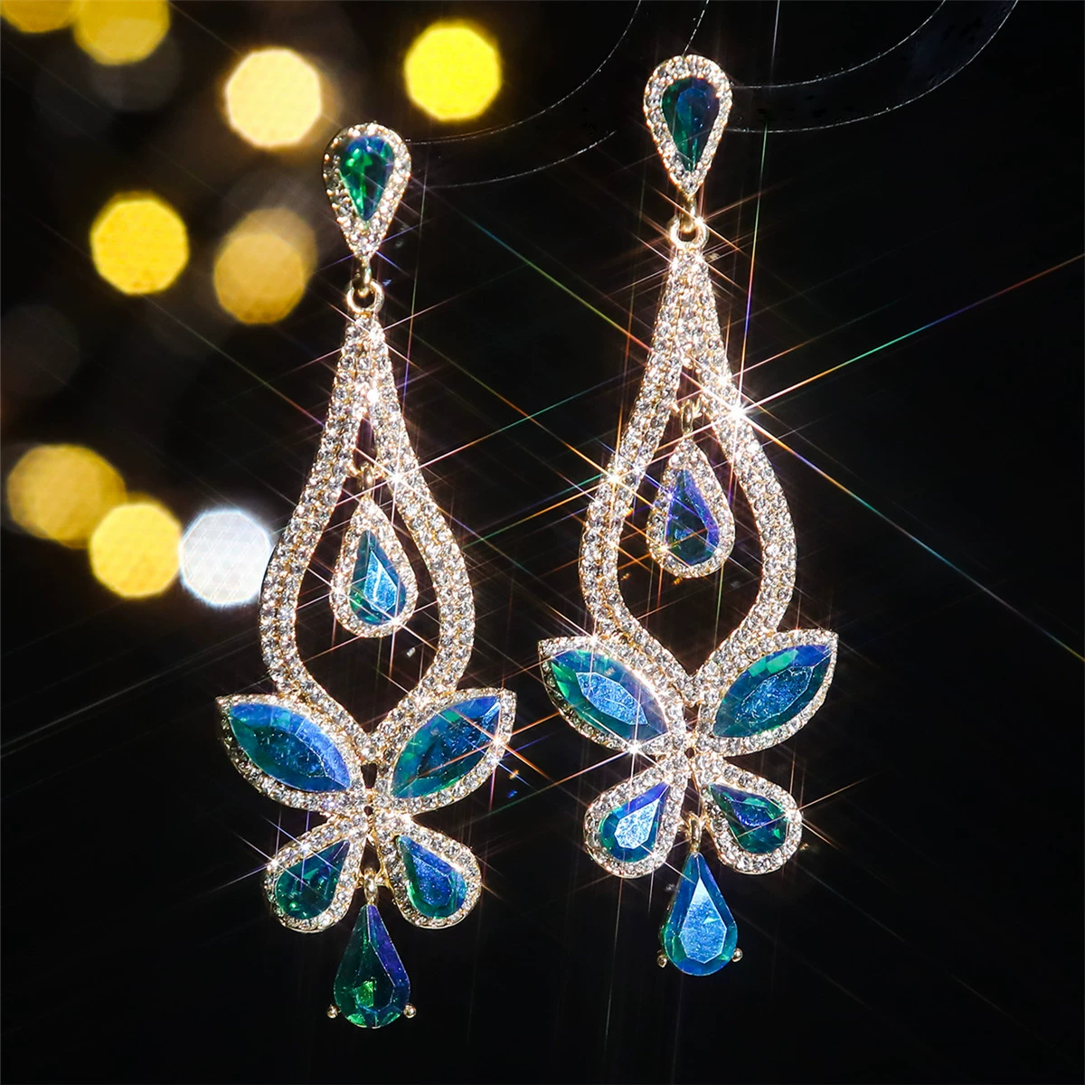 European and American cross -border luxury temperament glass rhinestone ears women with exaggerated water drop earrings earrings earrings