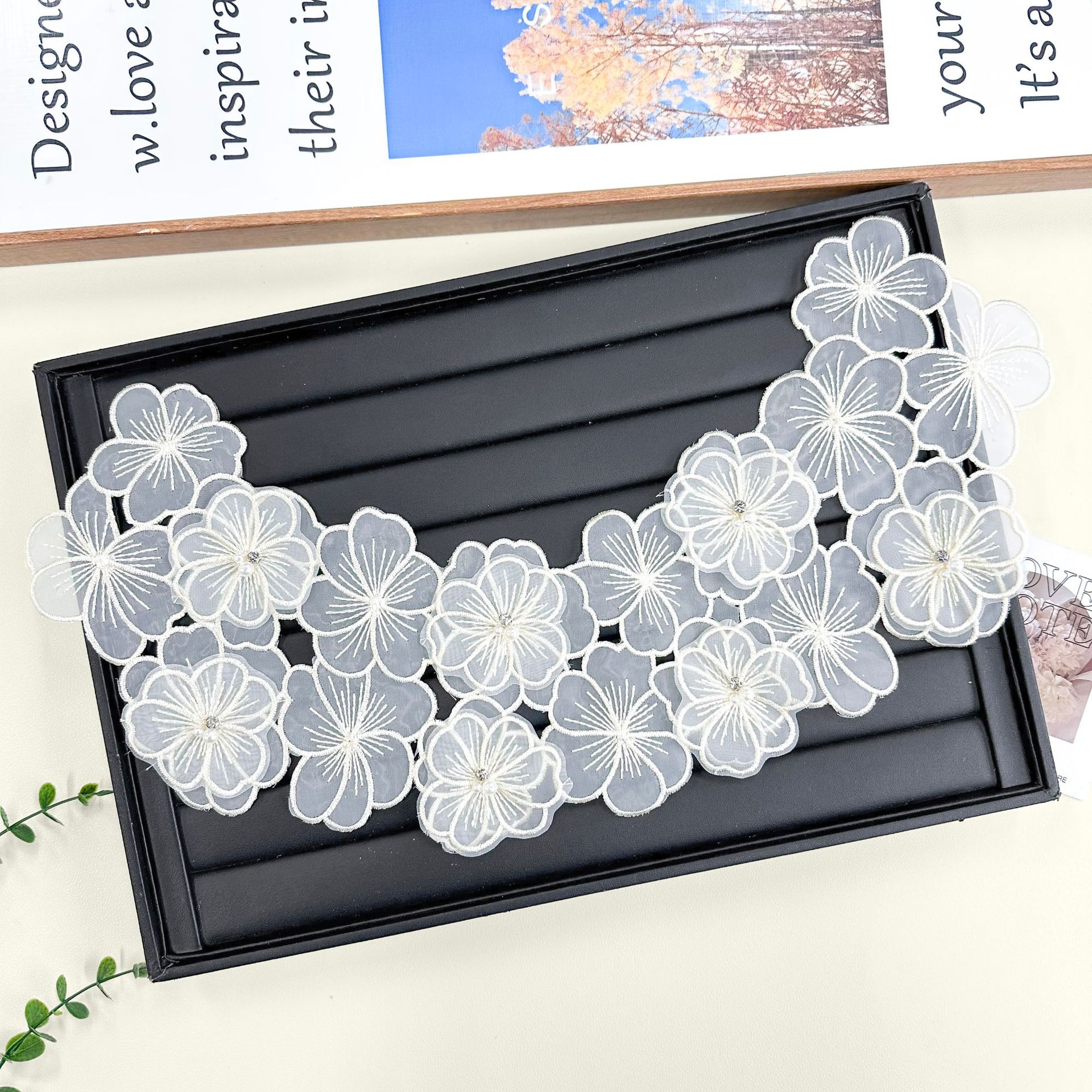 Flores bordadas negras de alta calidad collar de encaje soluble en agua flor decoración delantera de ropa DIY accesorios collar hecho a mano image 3