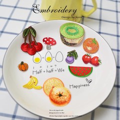 漫画フルーツ刺繍ステッカーノートブックカバー diy シェル装飾ステッカーランドセル衣類パッチ布ステッカーアイロンデカール