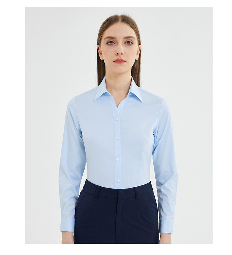 Áo sơ mi ngắn tay cổ vuông không cần ủi, cotton chải kỹ pha, form vừa vặn đi làm — Màu xanh nhạt ngắn tay nam cổ vuông, Màu xanh nhạt ngắn tay nữ cổ chữ V, Màu xanh nhạt ngắn tay nữ cổ vuông, Trắng ngắn tay nam cổ vuông chi tiết 26