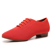 �����¿��ЬŮʿ�V�����p�˽��x��ܛ�׹ŵ侚���̎��赸Ь�B��