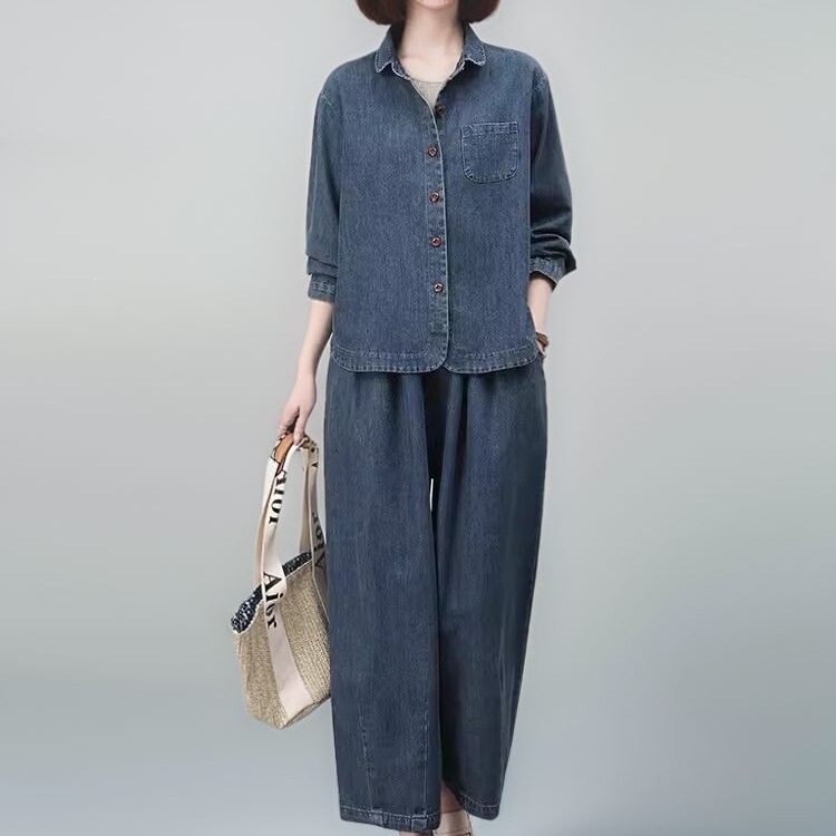 Mom's Stylish Two-Piece Set, Spring and Autumn Fashion Casual New Denim Suit, Elegant Loose Wide-Leg Pants for Women