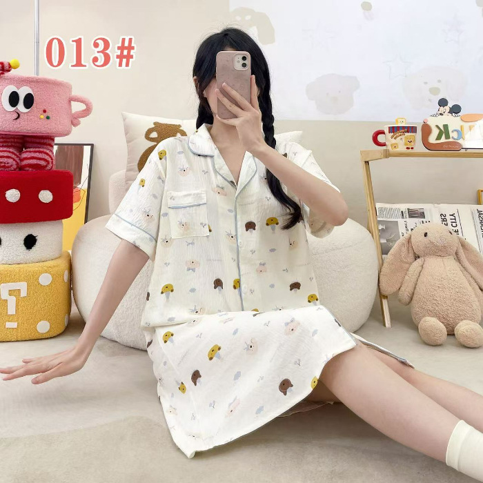 Pijama de verano de manga corta cardigan con solapa impresión de dibujos animados nubes de algodón dulce suelto medio largo vestido transfronterizo