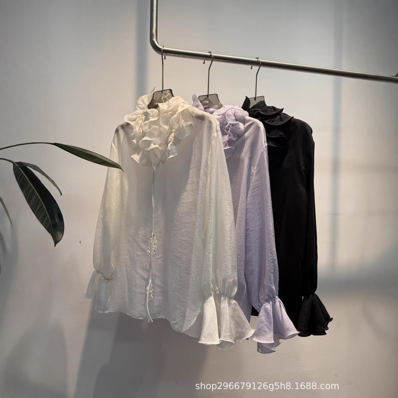 Retro Palace-Style Long-Sleeved Shirt for Women in Autumn with Ruffled Tie Collar, Loose Design, Mature and Elegant Top Retro Palace-Style Long-Sleeved Shirt for Women in Autumn with Ruffled Tie Collar, Loose Design, Mature and Elegant Top