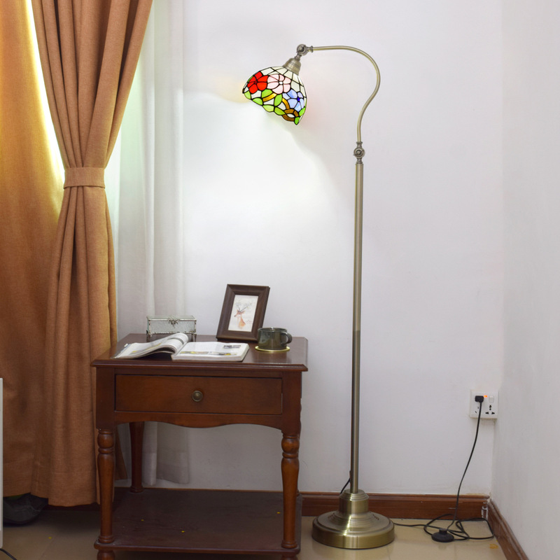 European Tiffany Stained Glass Floor Lamp American Pastoral Morning Glory Living Room Bedroom Feeding Bedside Lamp