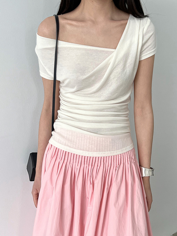 Luxi フレンチ斜め肩スイングカラー半袖 Tシャツ女性の夏のシルクウールソフトでワックス状の薄い痩身トップ 2699|undefined