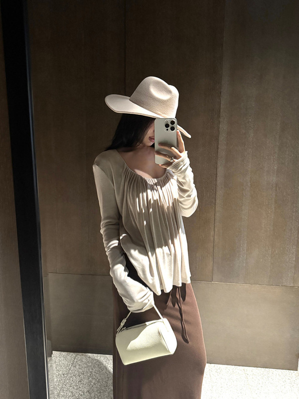女士衣服套装秋装韩系慵懒风设计感U领长袖T恤上衣包臀长裙半身裙|undefined