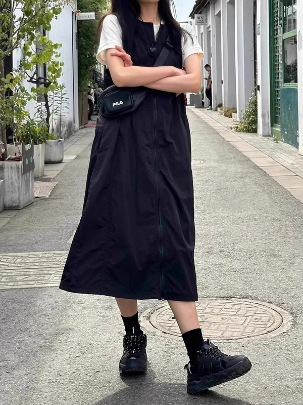山系黑色工装背心裙女夏季新款连衣裙大码裙子胖mm宽松显瘦背带裙|undefined
