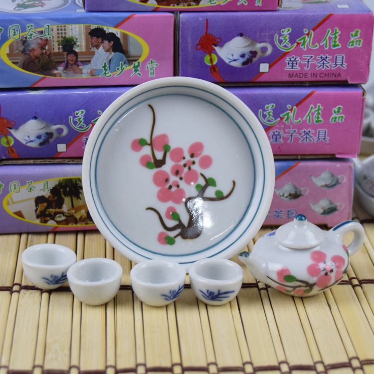 热销彩绘陶瓷茶杯 工艺品摆件小茶具迷你童子茶具套装