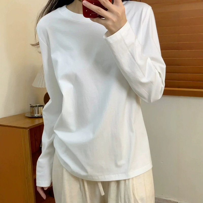 Reliable pure cotton white long-sleeve T-shirt for women, suitable for early spring, autumn, and winter, with added fleece lining, basic style base shirt with regular shoulder design Reliable pure cotton white long-sleeve T-shirt for women, suitable for early spring, autumn, and winter, with added fleece lining, basic style base shirt with regular shoulder design