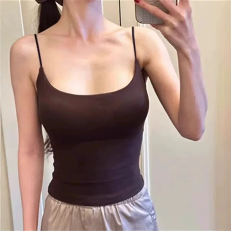 Летний универсальный топ с чашечками, лямки, slim fit, эффект подъема