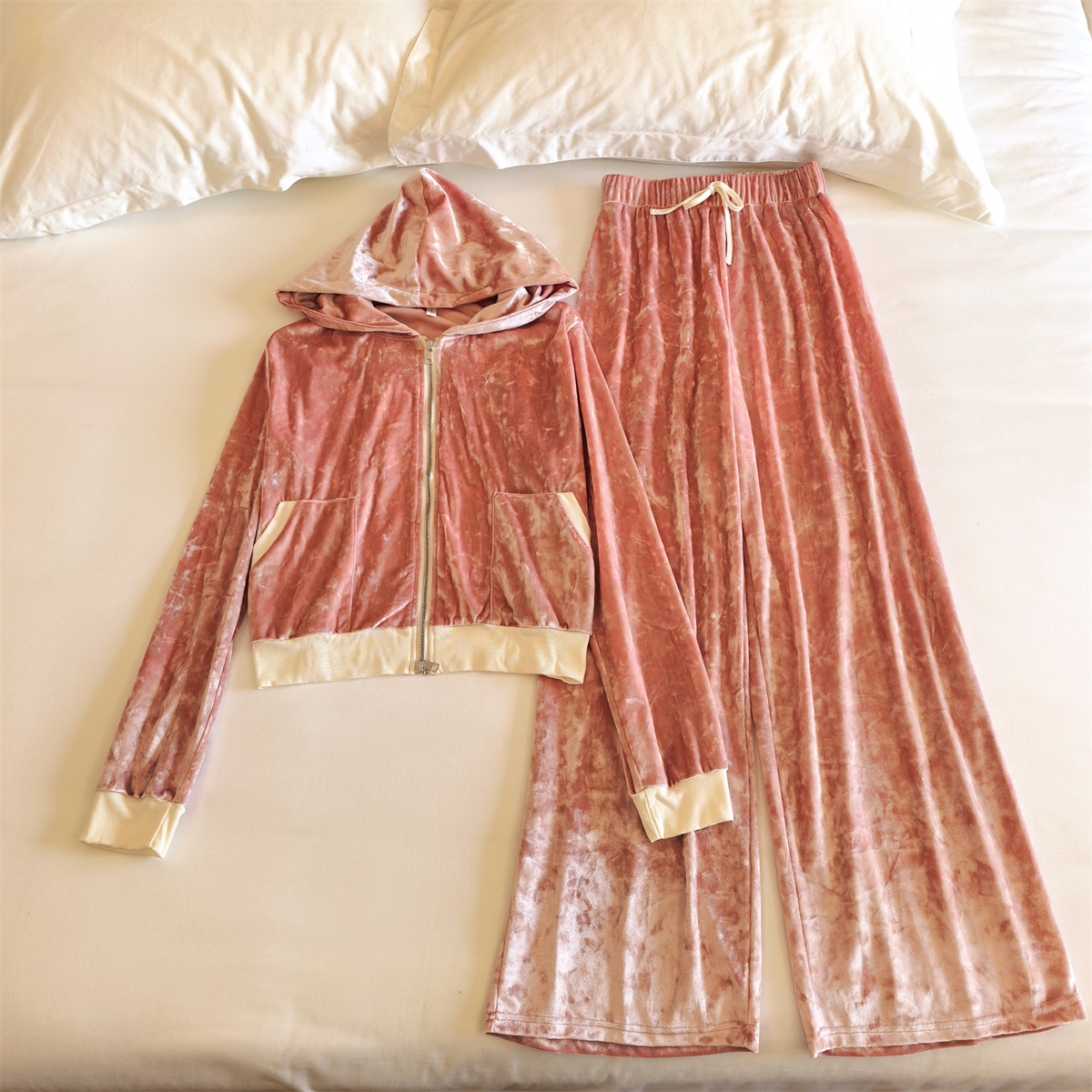 金丝绒睡衣女春秋冬季长袖连帽两件套亲肤暖绒休闲风家居服可外穿