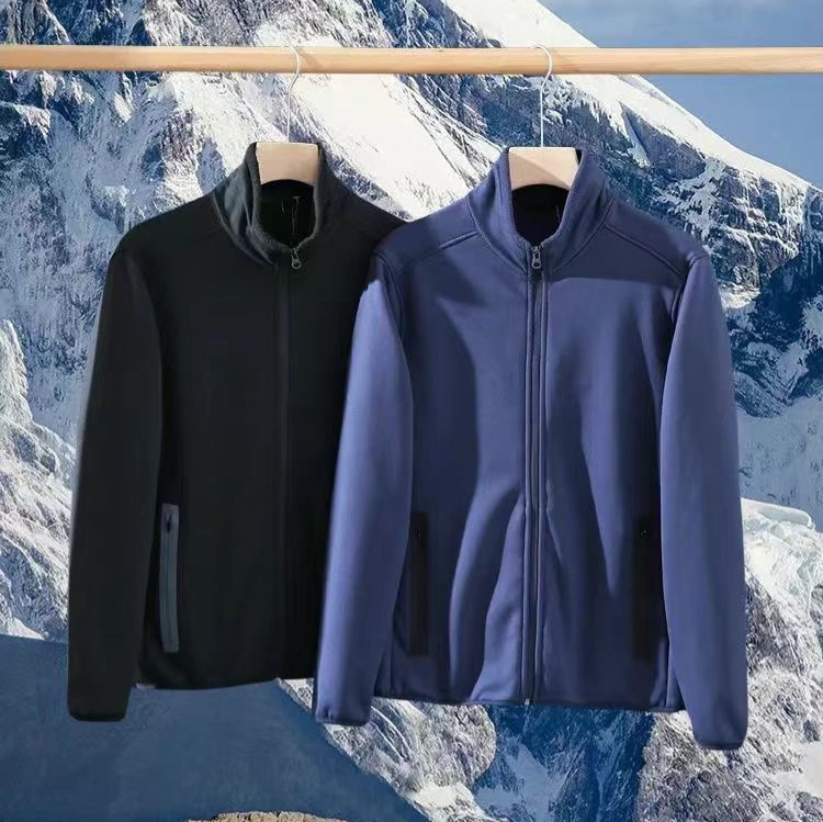Lightweight and Versatile Stretch Fleece, Very Comfortable and Close-Fitting, with a Targeted Design That Is Breathable and Quick-Drying. 10679 Lightweight and Versatile Stretch Fleece, Very Comfortable and Close-Fitting, with a Targeted Design That Is Breathable and Quick-Drying. 10679