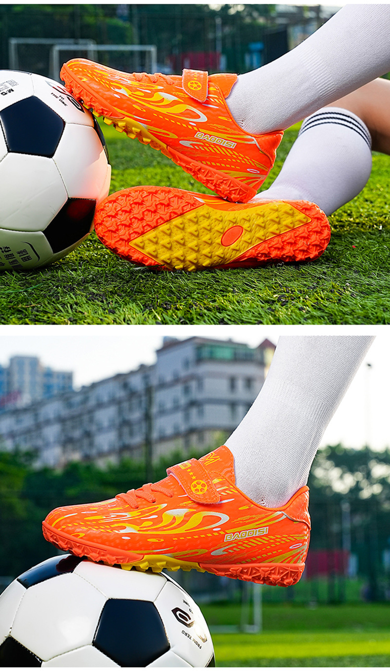 Calcio con nastro magico transfrontaliero per ragazzi e ragazze, scarpe per bambini, scarpe da calcio lunghe con chiodi professionali per studenti delle scuole elementari_voghion.com