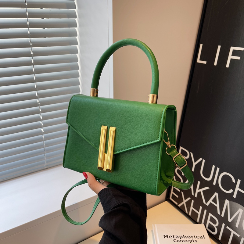 Bolsa nicho diseño 2023 nuevos bolsos de moda hombro pequeño bolso cuadrado casual estilo occidental bolsa de mensajero para las mujeres