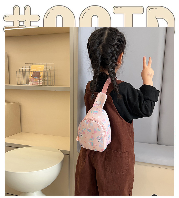 Spring new cute and versatile kindergarten bags, trendy, casual and fashionable cartoon children's chest bag and crossbody bag undefined