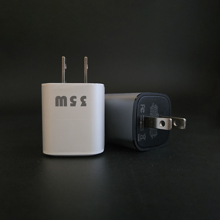 High-Quality Durable Cube Block Real Gan Gallium Nitride Output Power Pd 35W A+C Us Standard Ultra-Fast Charger