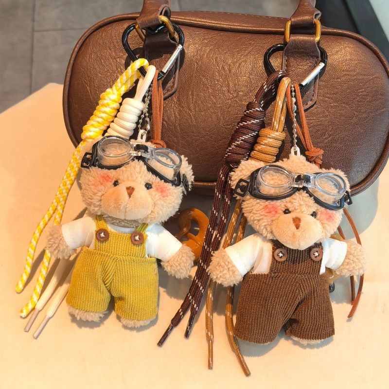 Cute Miu-style plush dolls, high-end keychains, bag charms, creative backpack doll ornaments wholesale.