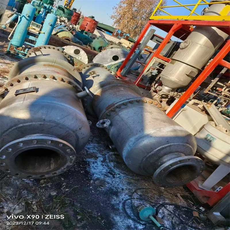 出售二手150平方化工列管式换热器 高压管式冷凝器  回收