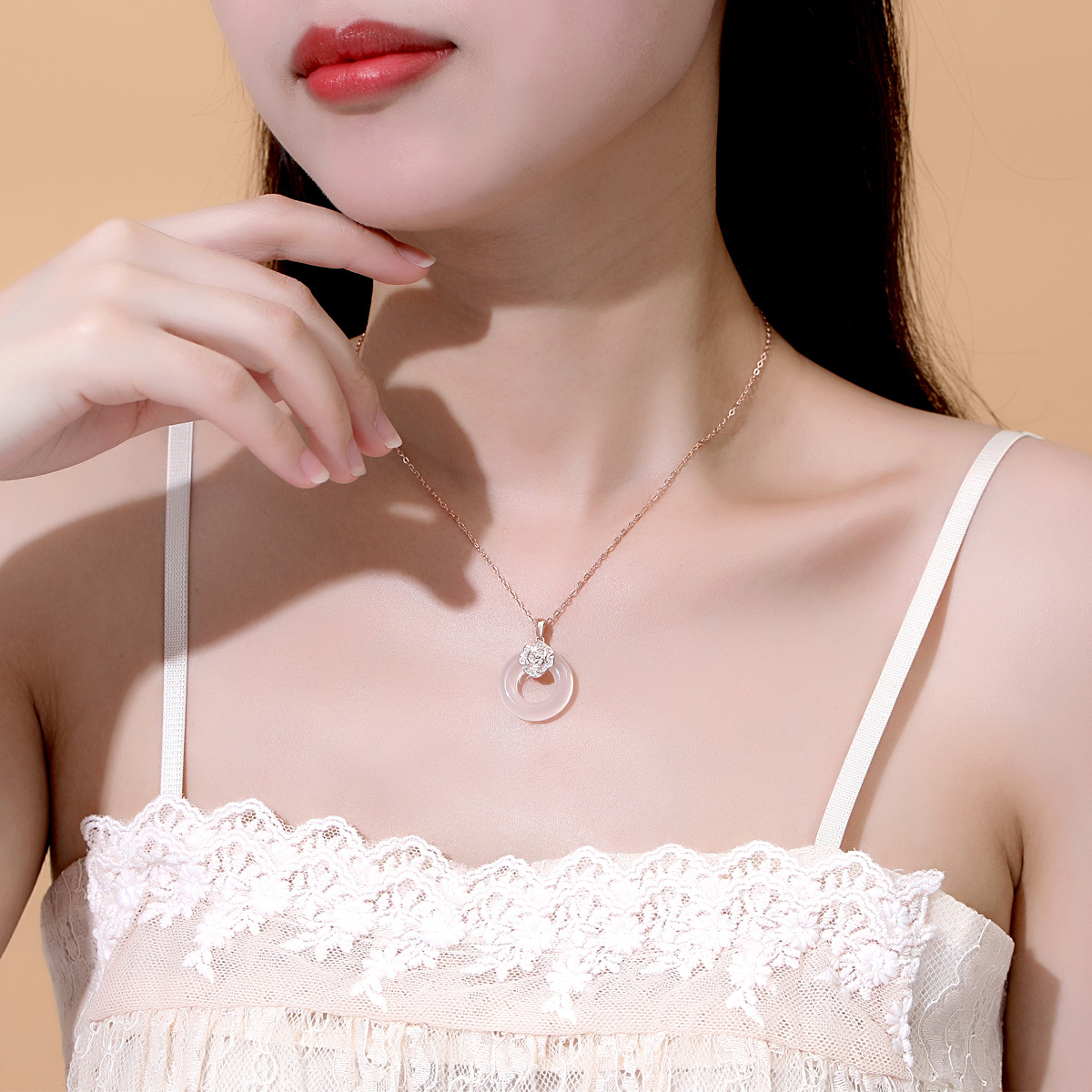 S925 plata blanco Jade hebilla de seguridad collar de las mujeres de moda nacional nuevo chino Rosa collar con diamante flor joyería al por mayor