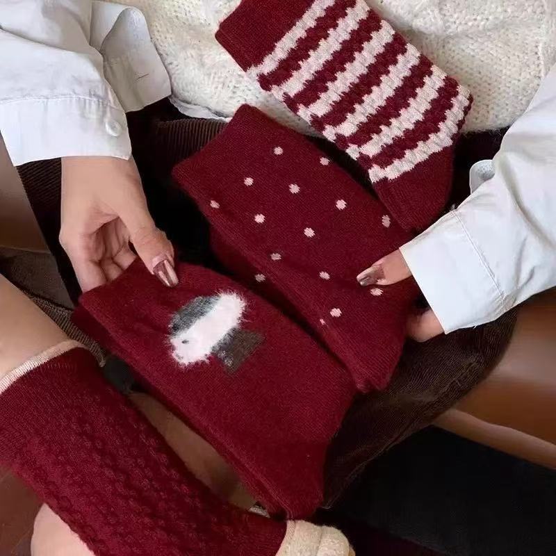 New Autumn and Winter Thickened Wool Socks, Red Socks, Versatile and Warm, New Year and Christmas Striped Polka Dot Mid-Calf Socks for Women