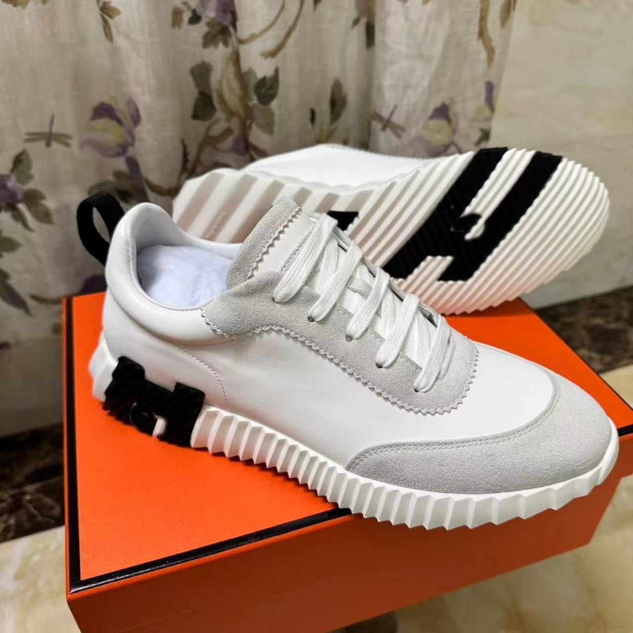 Hermes Bouncing Calfskin Suede Low Sneakers White Grey