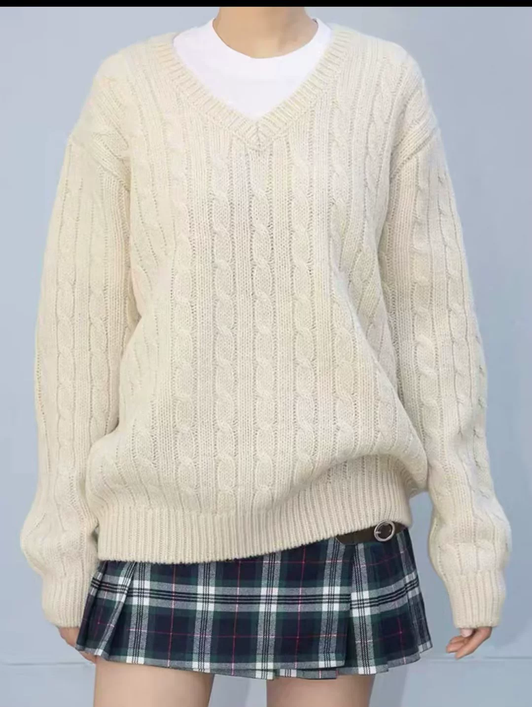 Sweater V-neck retro knitted pullover, American style, one size (soft fit)