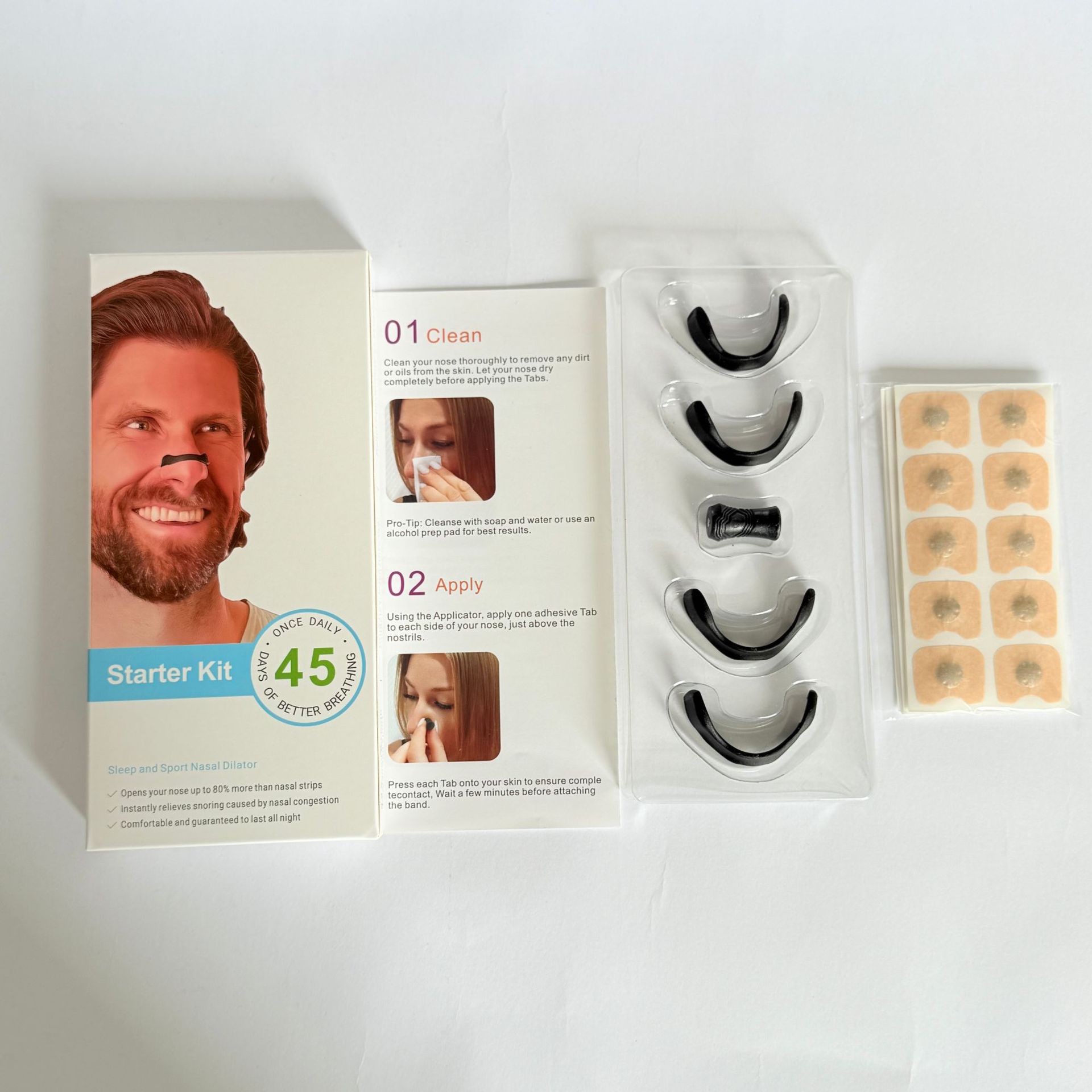 정사각형 스티커가 있는 검정색 자석 코 클립 45쌍