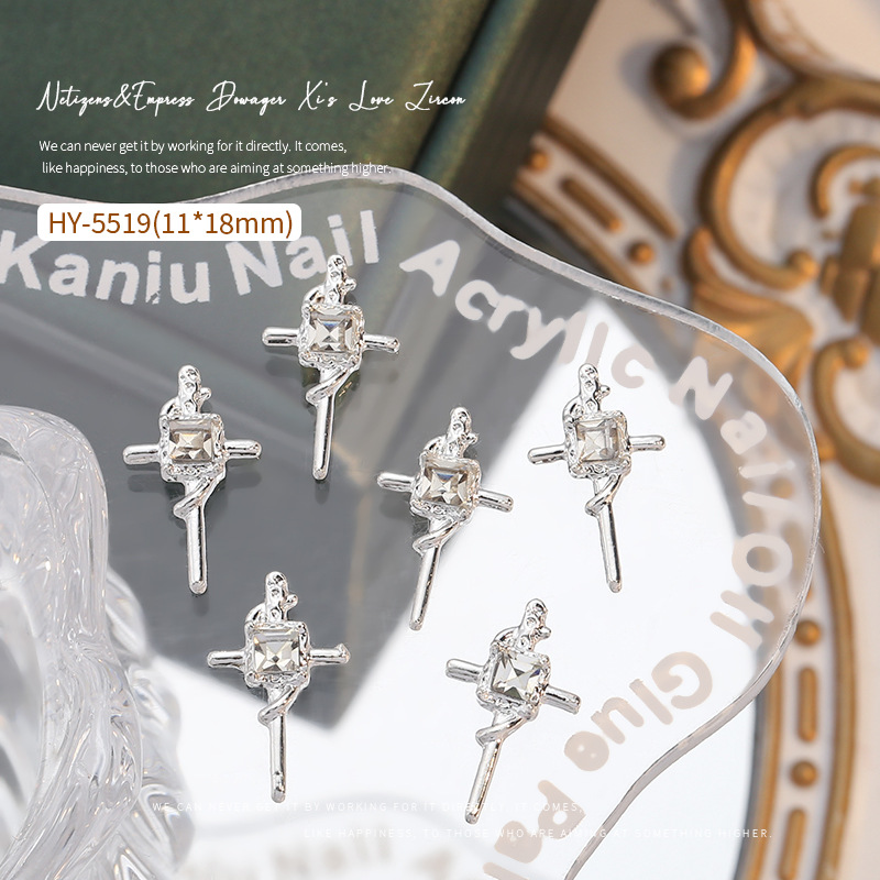 Nueva celebridad en línea flash tridimensional Cruz joyería de uñas de ganchillo taladro de uñas Super Flash aleación decoraciones de uñas