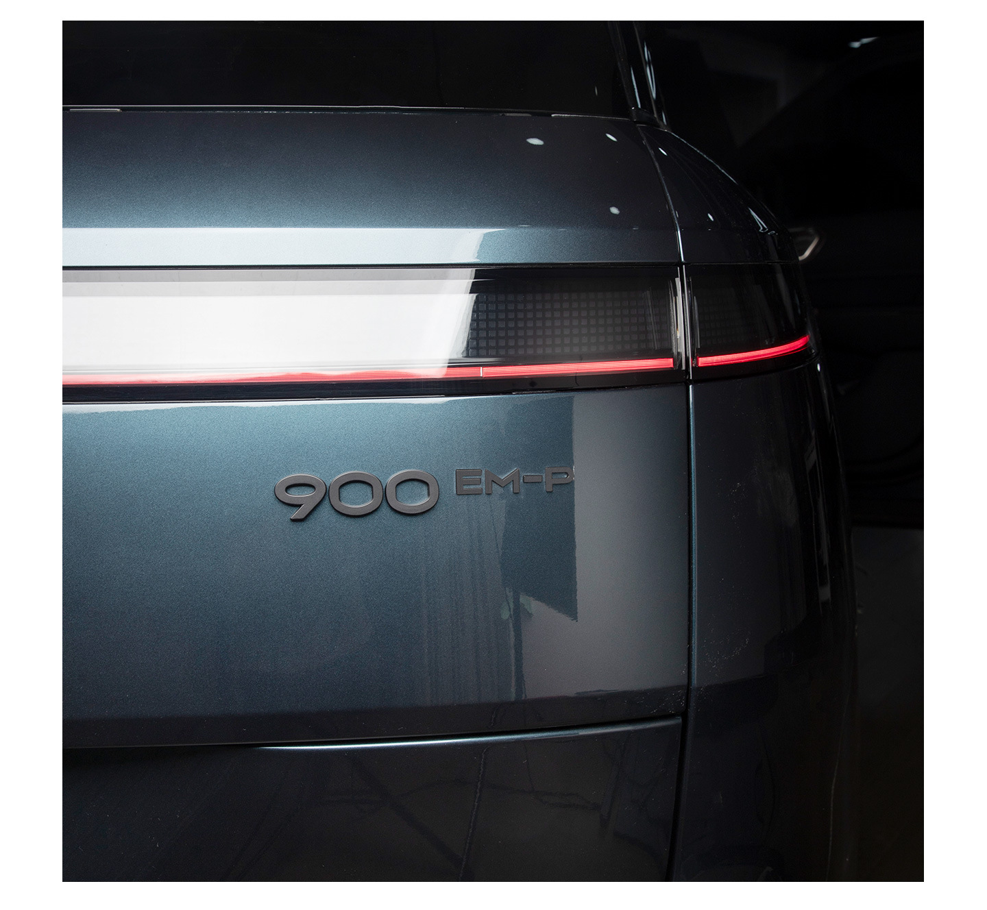 Suitable for Lynk & Co 900/Z10/0102030506070809 Covered Rear Label Metal Black Label Decorative Label
