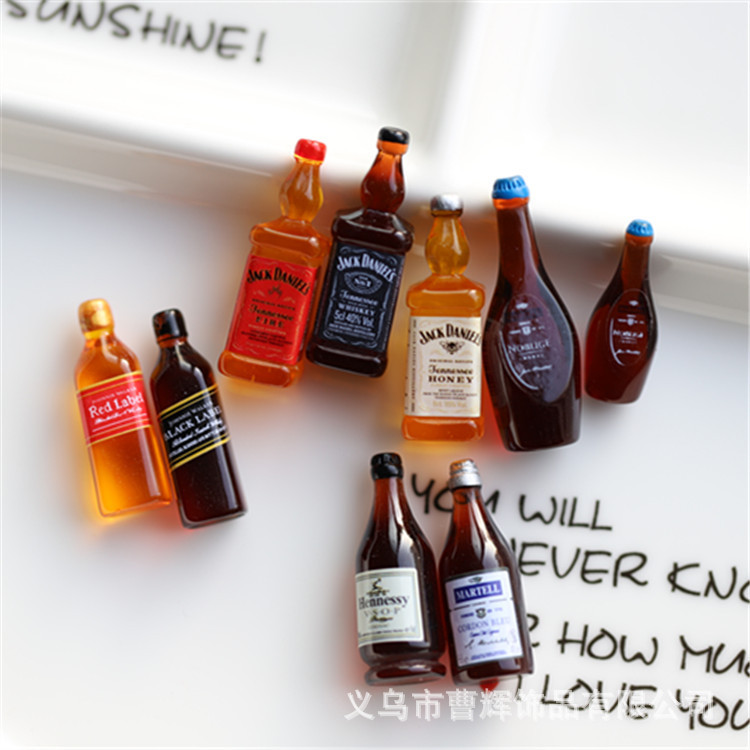 DIY simulation mini wine bottle red wine bottle beverage bottle jewelry accessories dropping glue mobile phone shell beauty key chain material