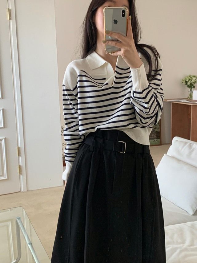 contrast striped lapel loose puff sleeve pullover sweater nihaostyles clothing wholesale NSFYF85645