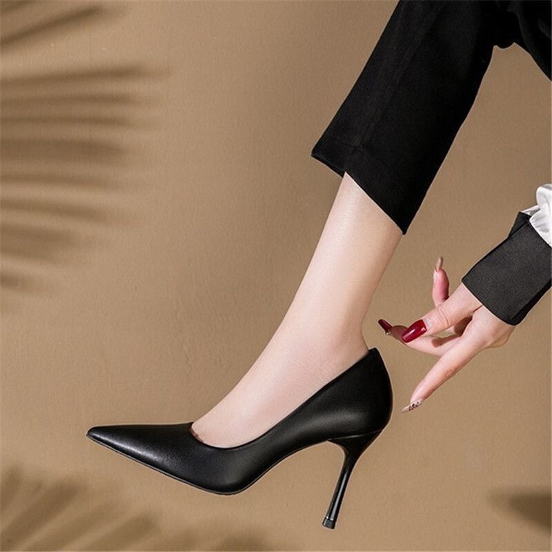 Real Soft Leather French-Style Black High-Heeled Shoes, Fashionable Work Shoes, Soft Leather Stiletto Heels That Are Comfortable, Shallow-Mouthed Single Shoes for Women