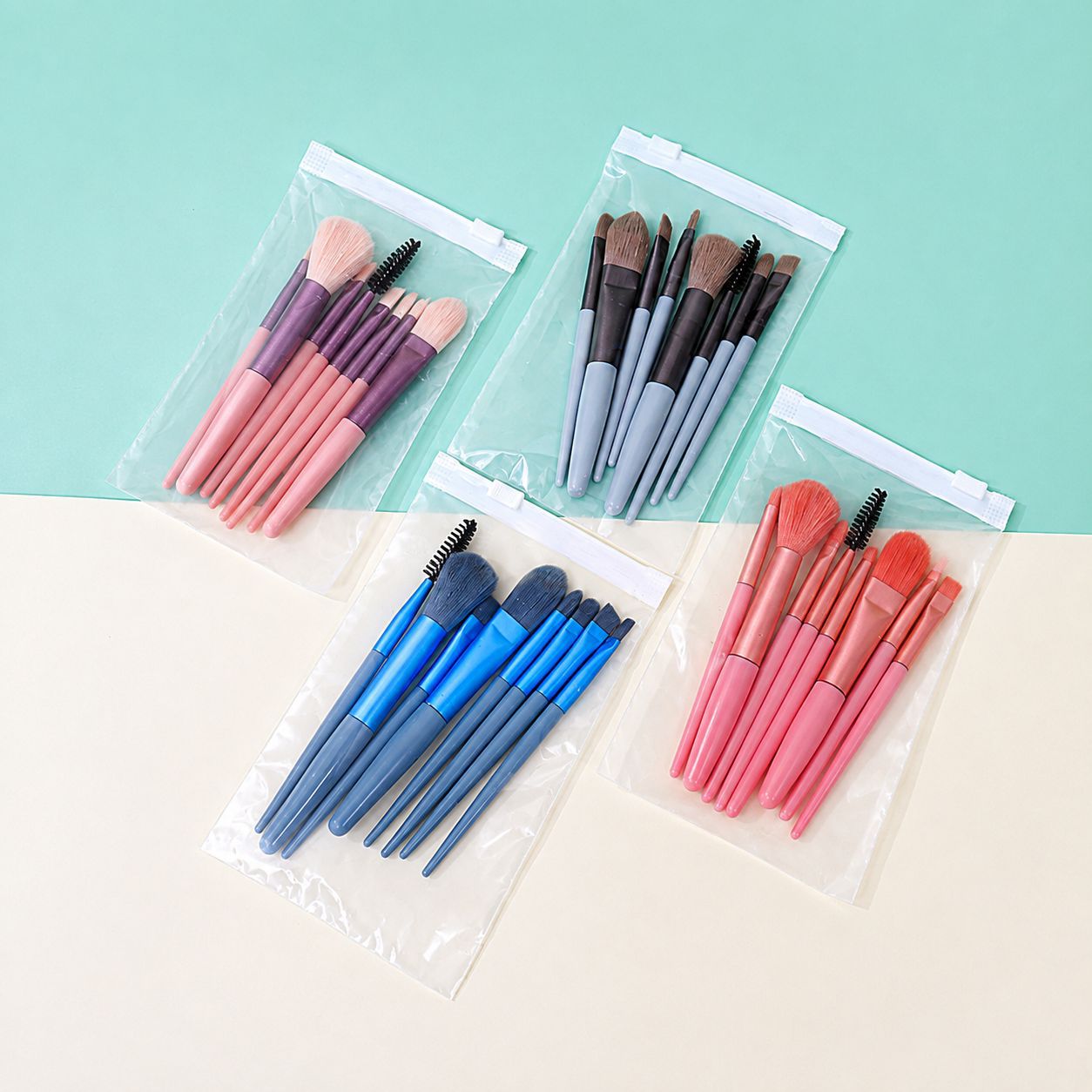 Juego de brochas de maquillaje mini de 8 piezas en stock con cerdas suaves para principiantes, incluye brocha para sombra de ojos y brocha para base, juego completo de herramientas de belleza al por mayor.