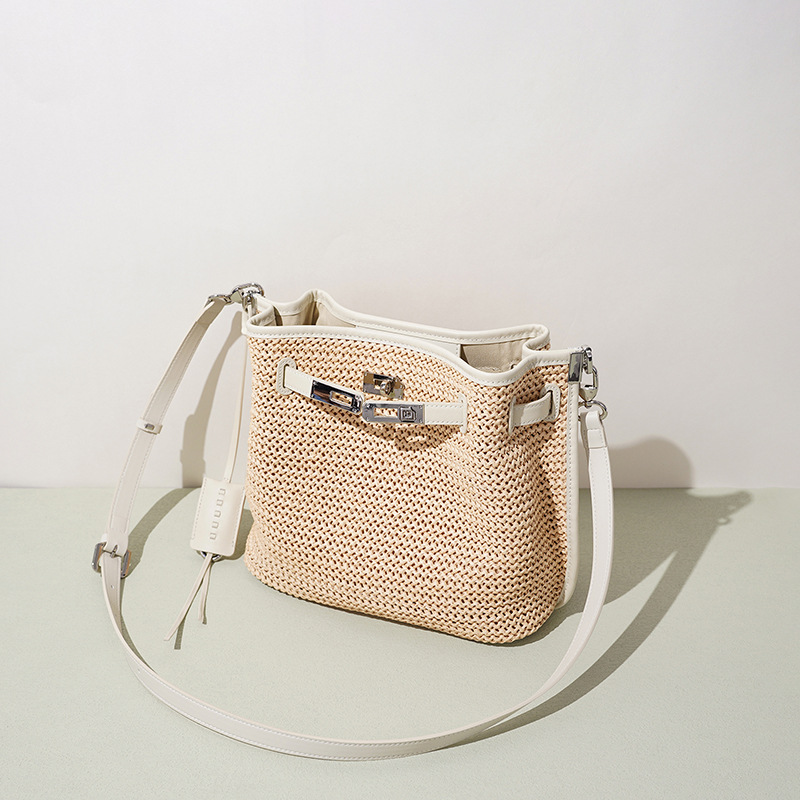 Summer Ins Style Versatile Single Shoulder Bag New Cowhide Woven Handbag Genuine Leather Women's Crossbody Bag For Beach Vacation - Thumbnail 2
