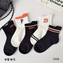 ����શ�ͯ���Ӵ���̽ʹ3-6��������ĸ������͸��������Ͳ������