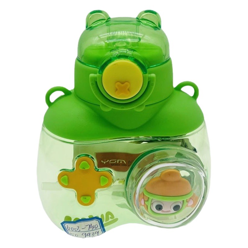 Taza de agua para niños de alto aspecto transfronterizo YSM6003-750ml lindo OX Bear portátil de plástico taza de vientre grande hervidor de agua