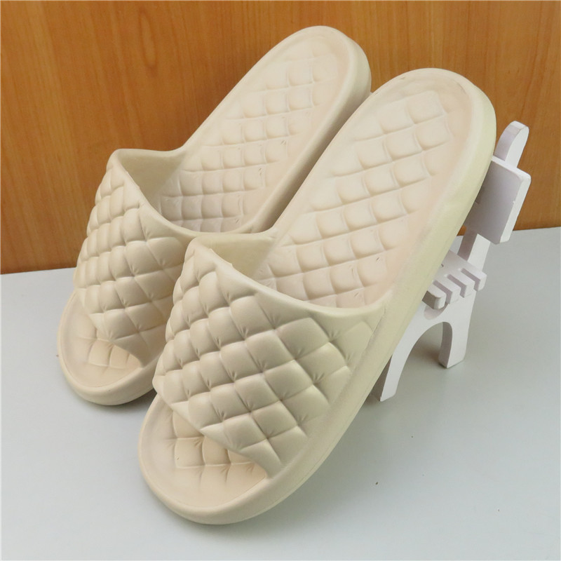 Wholesale New Slippers for Men and Women, Ultra-Light, Soft and Comfortable Indoor Household Soft-Soled Bathroom Bathing Slippers for Couples